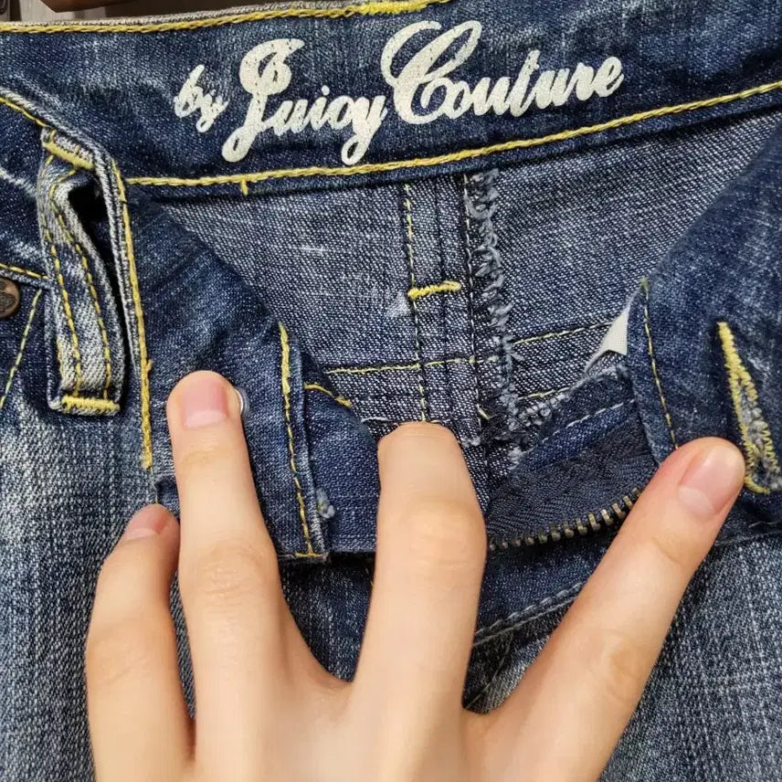 [BUNJANG] Juicy Couture Jeans (Size 26) / Juicy Couture 청바지 (26 사이즈)