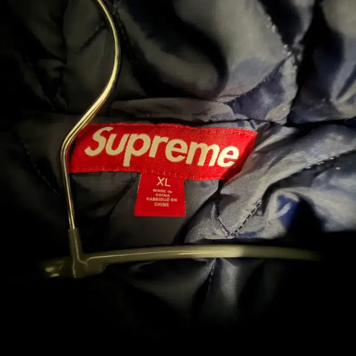 [BUNJANG] Supreme Studded Stadium Jacket / 최저가/슈프림 스터드 스타디움 자켓 25FW