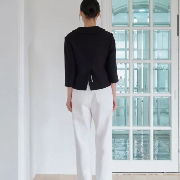 [BUNJANG] Magnetic Archive Cropped Round Jacket / (새상품)마그넷아카이브크롭라운드자켓