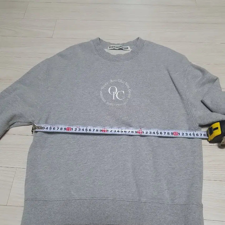 [BUNJANG] OIOICOLLECTION Grey Sweatshirt / OIOICOLLECTION 회색 맨투맨 티셔츠