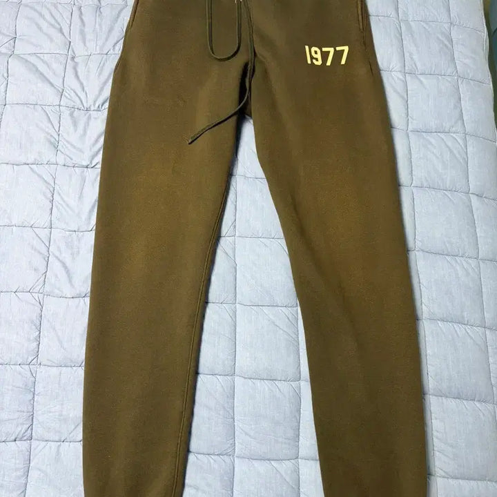 [SOLD OUT] 피어오브갓 에센셜 1977 xl