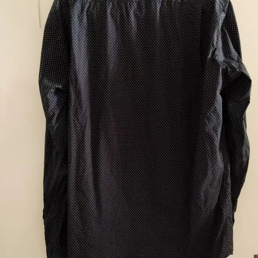 [BUNJANG] Uniqlo Navy Polka Dot Shirt / 유니클로 네이비 도트 남방 셔츠