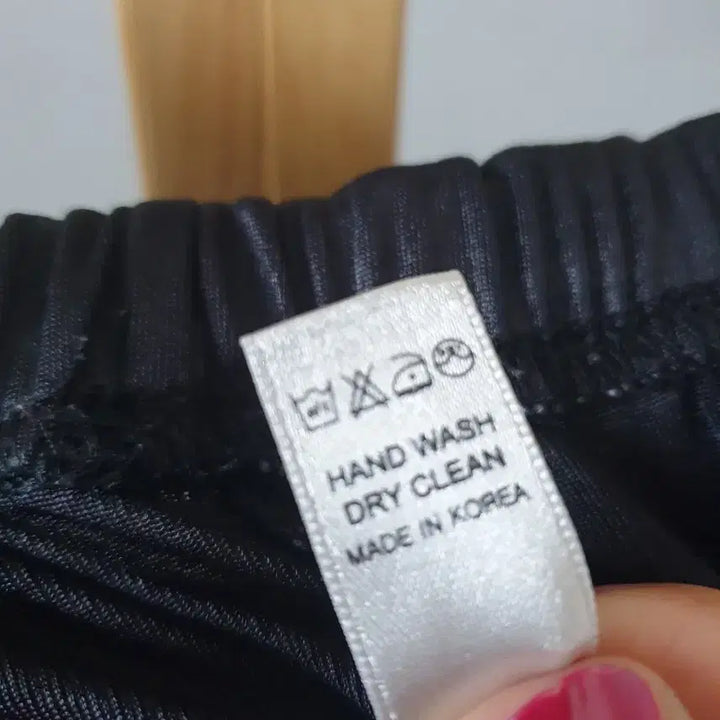 [BUNJANG] Korean Black Shiring Leggings / 국산 블랙셔링 쫄바지 레깅스 신축성아주좋음 싸이즈F