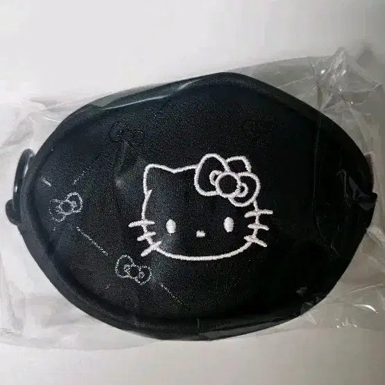 [BUNJANG] Hello Kitty Black Edition Lip Pouch / 헬로키티  블랙에디션 립파우치 새상품