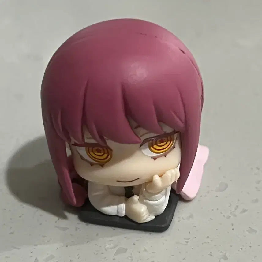 [BUNJANG] Chainsaw Man Makima Onemutan Gacha Figure / 체인소맨 오네무탄 마키마 가챠 피규어 판매합니다.