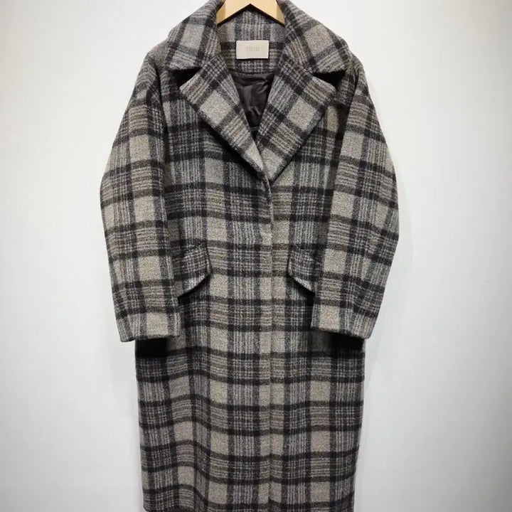 [BUNJANG] LEBEIGE Wool Blend Check Long Coat / LEBEIGE 르베이지 울 블렌드 체크 롱 코트