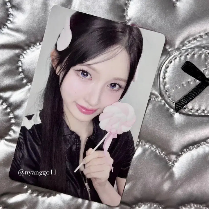 [BUNJANG] IVE Re-Issue Bewithyou Gaeul Photocard / 아이브 리바이브 비트로드 키싱유 가을