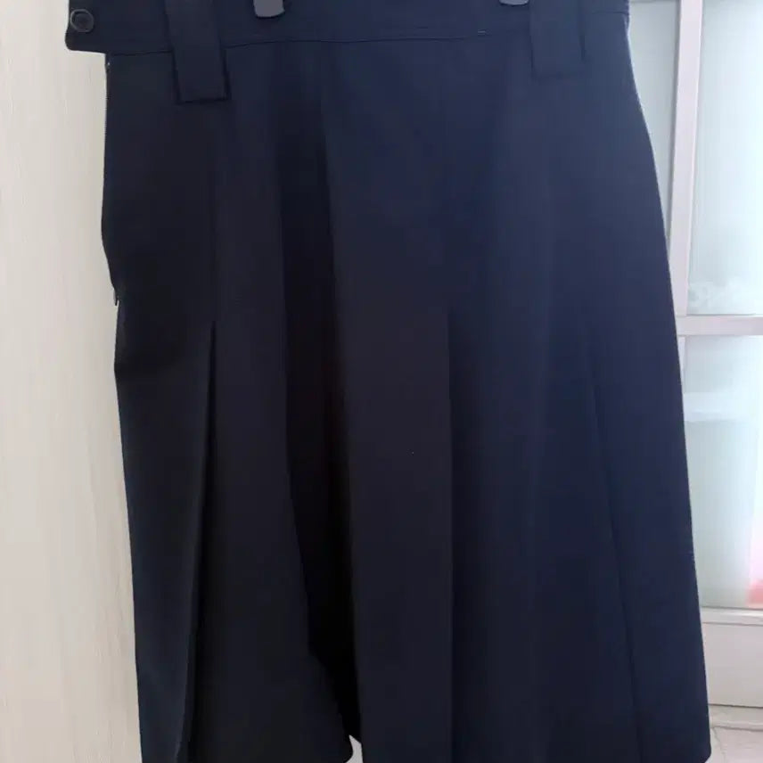 [SOLD OUT] 디애퍼쳐 플리츠 스커트
