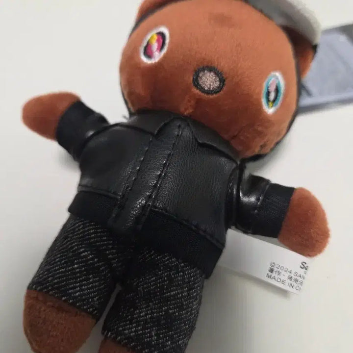[SOLD OUT] 산리오 키티 래퍼 에디션 칸예웨스트 키링