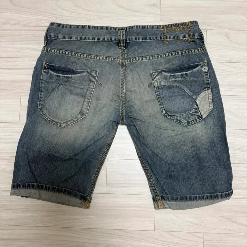 [BUNJANG] Kolon Desigual Denim Roll-Up Shorts (Unisex) / 코오롱 Desigual 데님 롤업 반바지(남여공용)