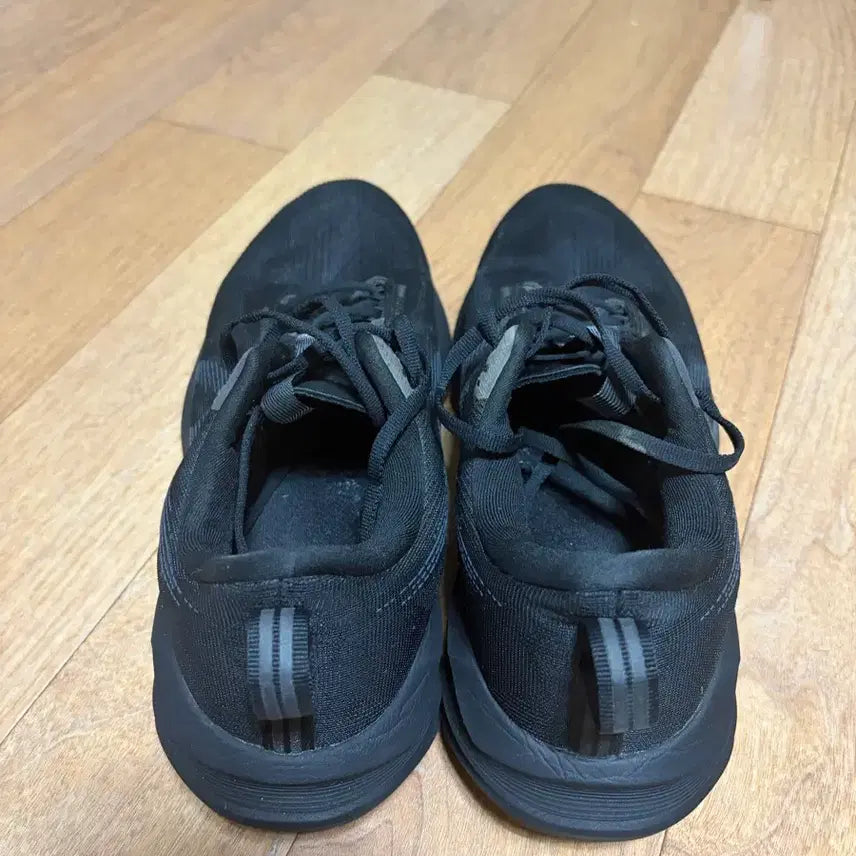 [BUNJANG] ASICS NovaBlast 5 Running Shoes (270mm) / 아식스 노바블라스트5 270사이즈
