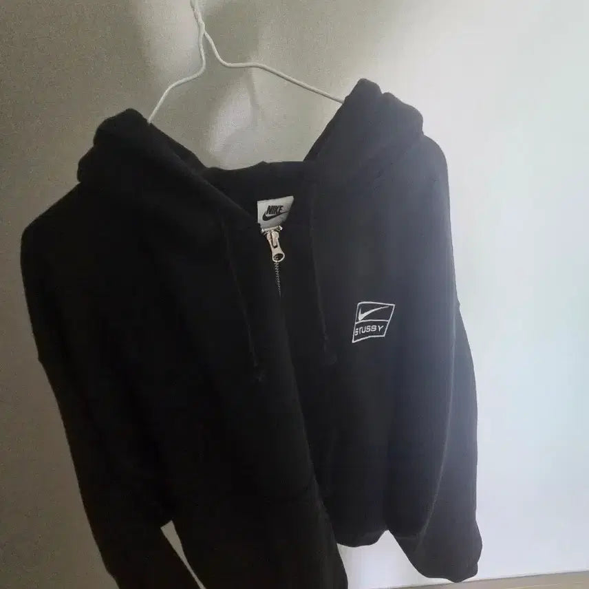 [SOLD OUT] 나이키 x 스투시 후드집업 블랙 M