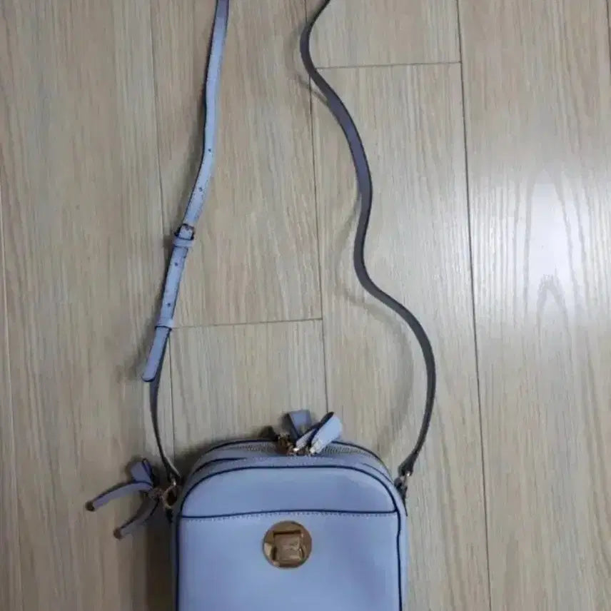[BUNJANG] XOXO Leather Crossbody Bag / (미사용)XOXO 소가죽 크로스백 블루