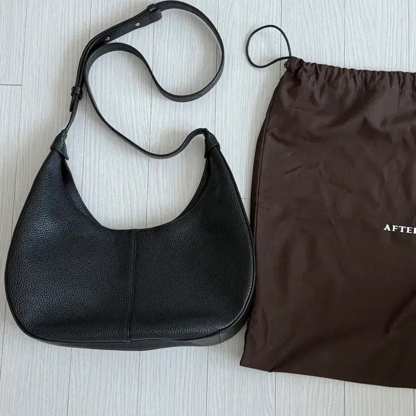 [BUNJANG] Afterpray Crescent Mini Bag / 애프터프레이 크레센트 미니 레더백