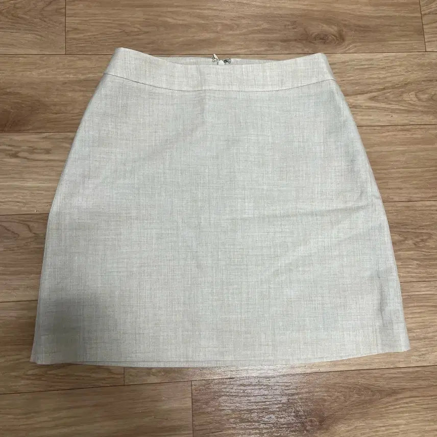 [BUNJANG] MIXXO Ivory A-Line Mini Skirt / 미쏘 아이보리 A라인 미니스커트