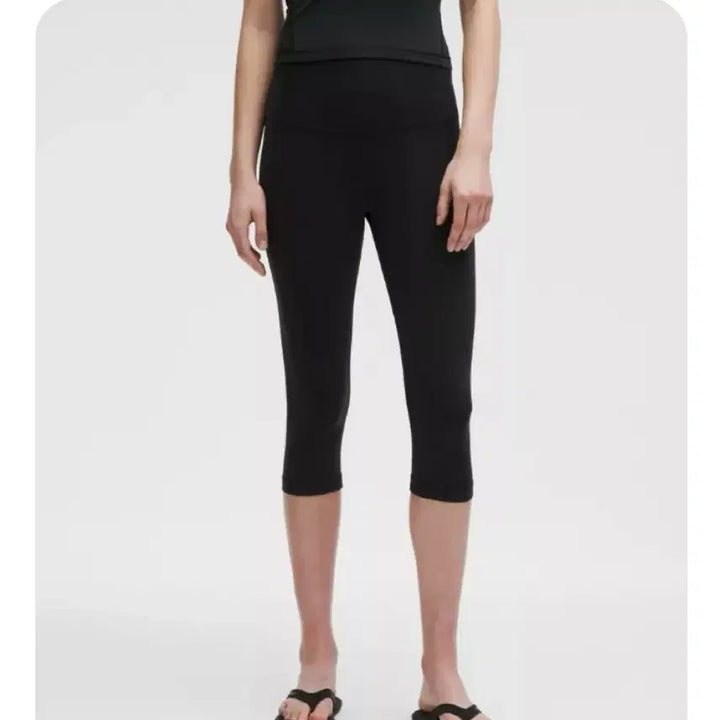 [BUNJANG] Lululemon Align High-Rise Crop 17" Black / 룰루레몬 얼라인 하이라이즈 크롭 17