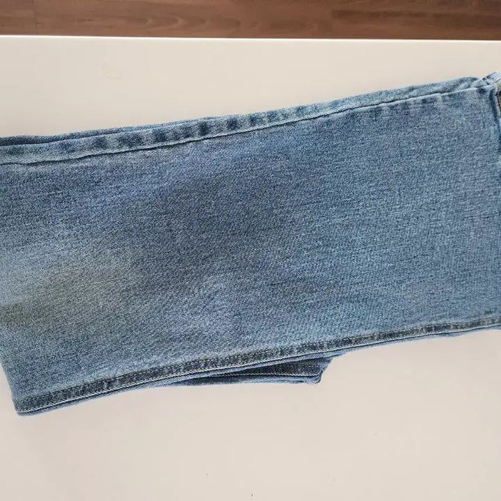 [BUNJANG] Mariette Bootcut Denim Jeans / 메리엣 부츠컷 데님