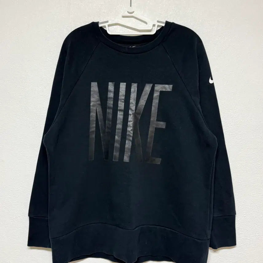 [SOLD OUT] 나이키 드라이핏 맨투맨 L