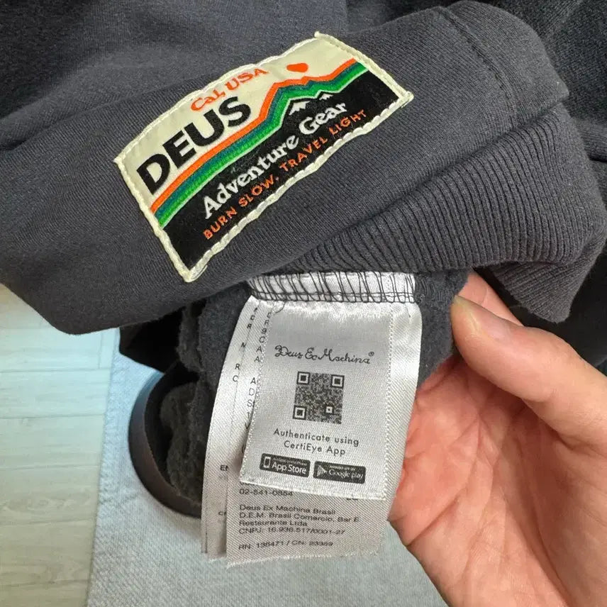 [BUNJANG] Deus Ex Machina Burn Slow Travel Hoodie / 데우스 엑스 마키나 후드티 L Burn Slow Travel light