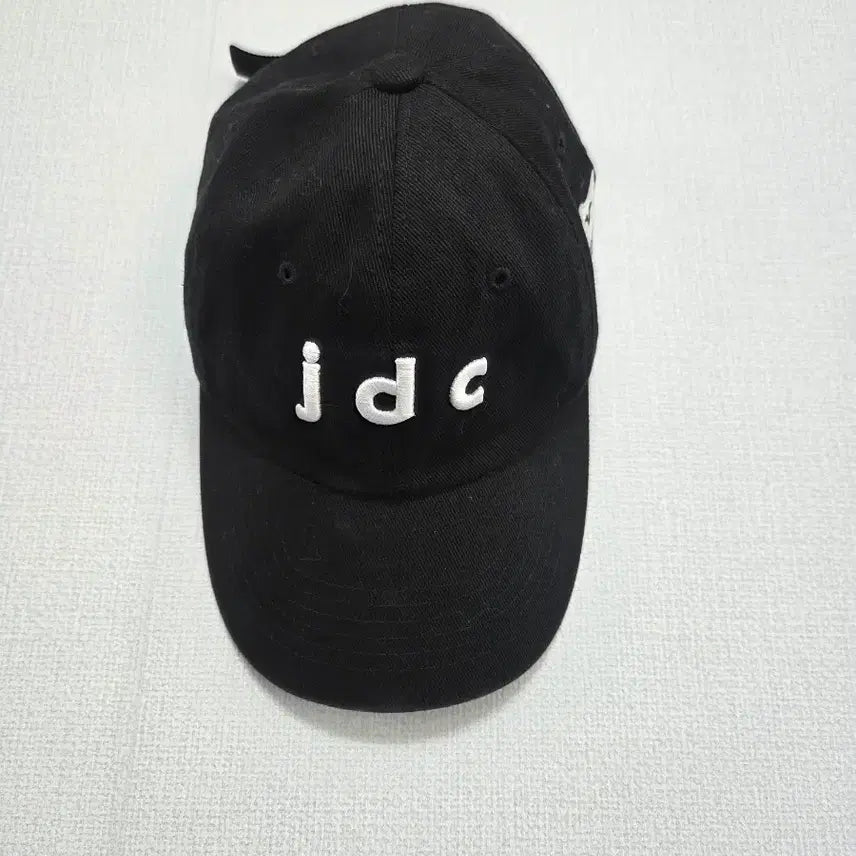 [BUNJANG] Luckychouette IDC Black Ball Cap / 럭키슈에뜨 idc 블랙 볼캡