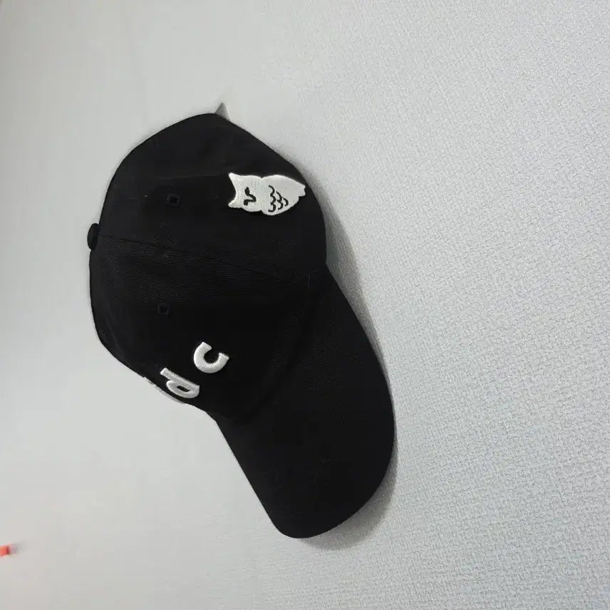 [BUNJANG] Luckychouette IDC Black Ball Cap / 럭키슈에뜨 idc 블랙 볼캡