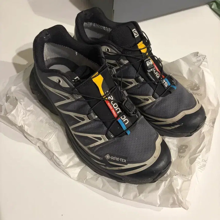 [SOLD OUT] 살로몬 XT-6 고어텍스 트레일 러닝화 250