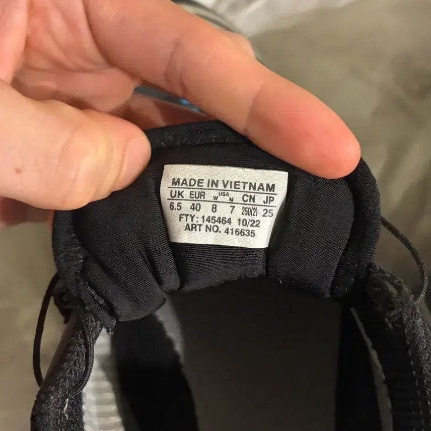 [SOLD OUT] 살로몬 XT-6 고어텍스 트레일 러닝화 250