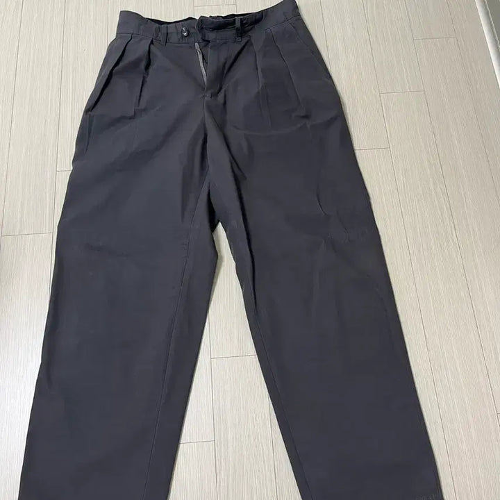 [BUNJANG] Roughside Chino Pants Brown Size 2 / 러프사이드 치노 팬츠 차콜브라운 2사이즈