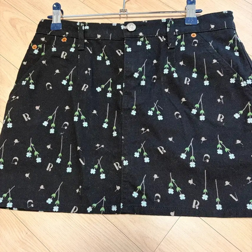 [BUNJANG] GROVE Floral Mini Skirt / 그로브 로고 플라워 스커트 상태좋음!!!!