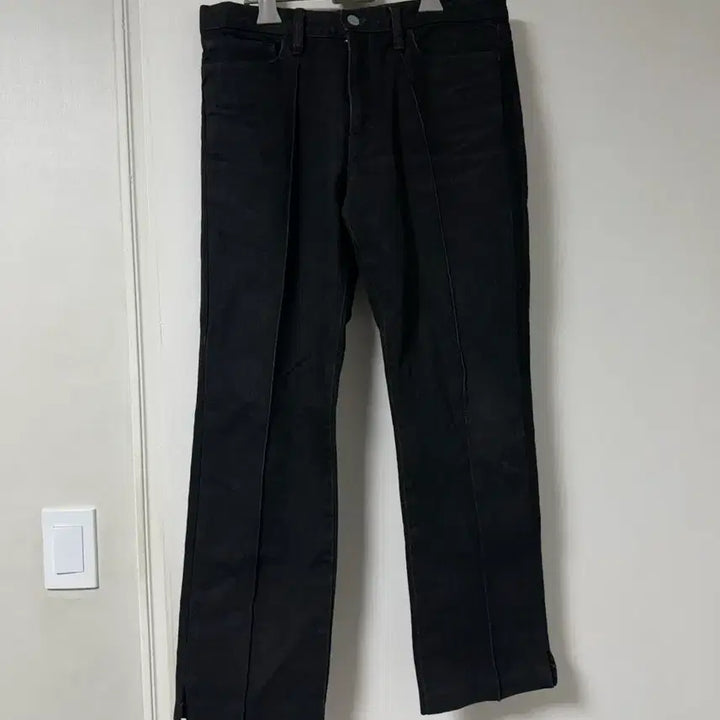 [BUNJANG] Lanvin Unisex 9-Part Denim Pants / 랑방 유니섹스 밑단 절게 9부 데님팬츠