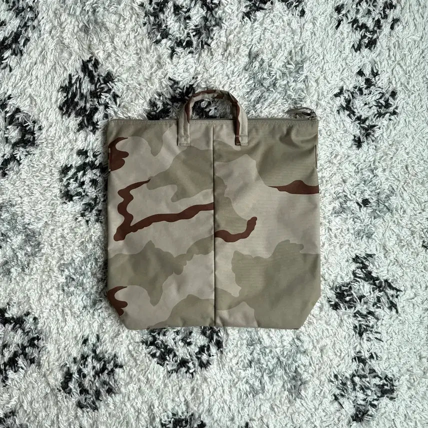 [BUNJANG] US Military Desert Three-Color DCU Camo Helmet Bag / 미군 사막삼색 DCU 카모 헬멧백