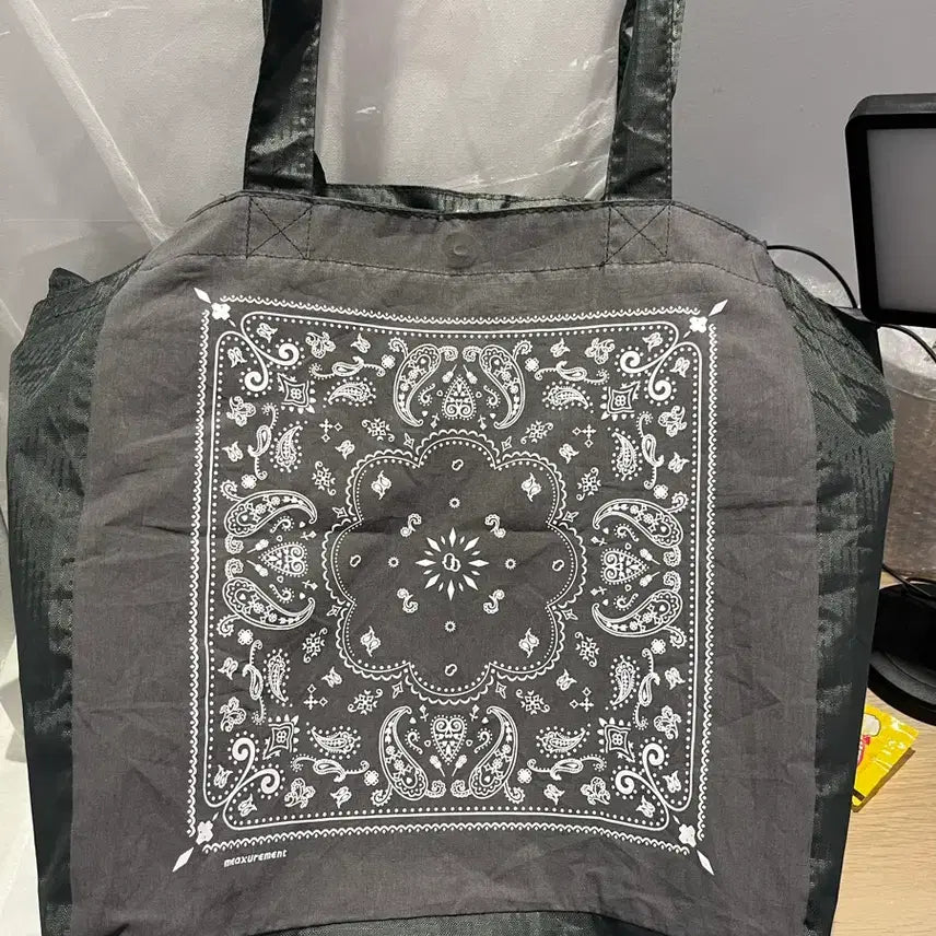 [BUNJANG] Paisley Pattern Gray Shoulder Tote Bag / 페이즐리 패턴 숄더 토트백 그레이