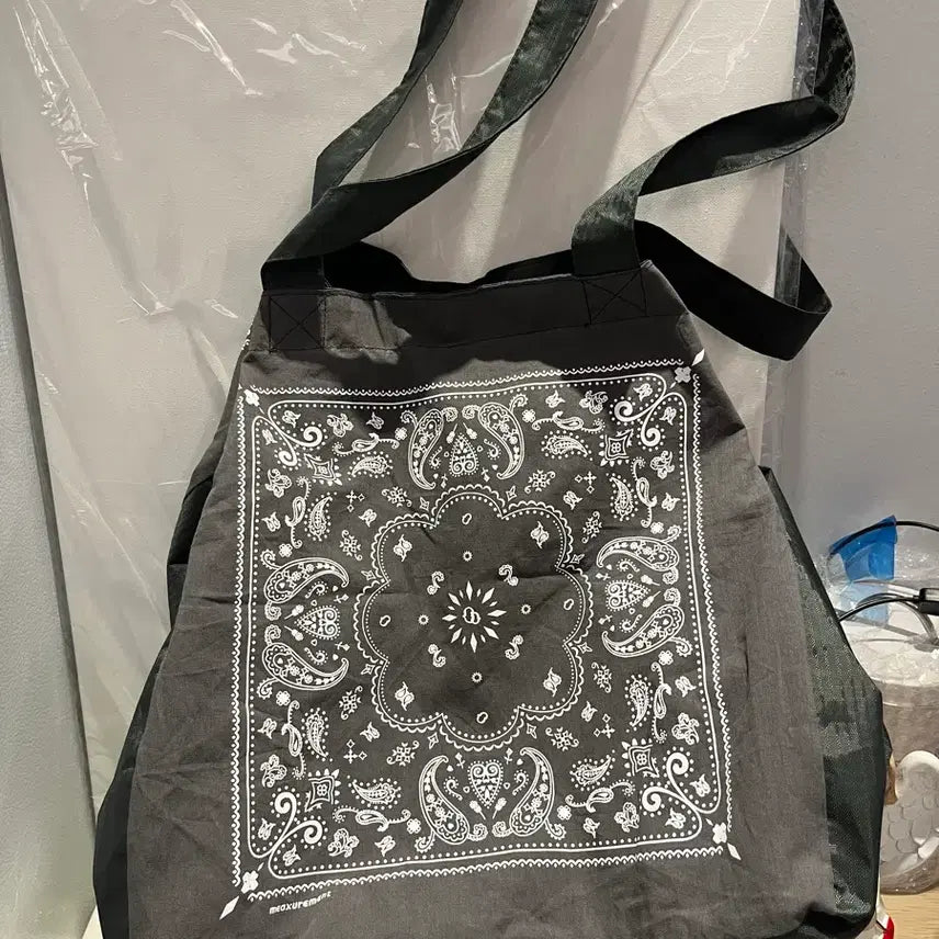[BUNJANG] Paisley Pattern Gray Shoulder Tote Bag / 페이즐리 패턴 숄더 토트백 그레이