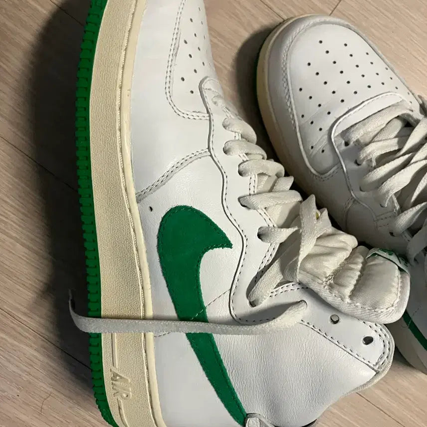 [BUNJANG] Nike Air Force High White/Green Sneakers / 나이키 에어포스하이 265