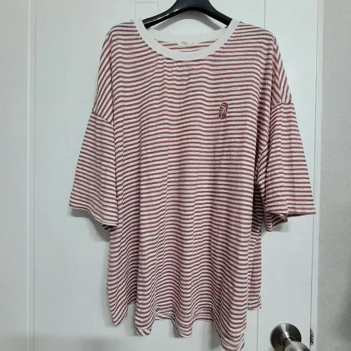 [BUNJANG] 99~100 빅사이즈 한여름 박시오버핏 단가라 반팔티 / 99~100 빅사이즈 한여름 박시오버핏 단가라 반팔티