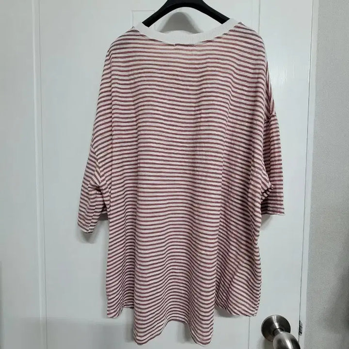 [BUNJANG] 99~100 빅사이즈 한여름 박시오버핏 단가라 반팔티 / 99~100 빅사이즈 한여름 박시오버핏 단가라 반팔티