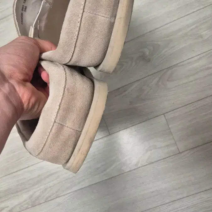 [SOLD OUT] 킨치 스웨이드 뮬 padded 003-a sand 280사이즈