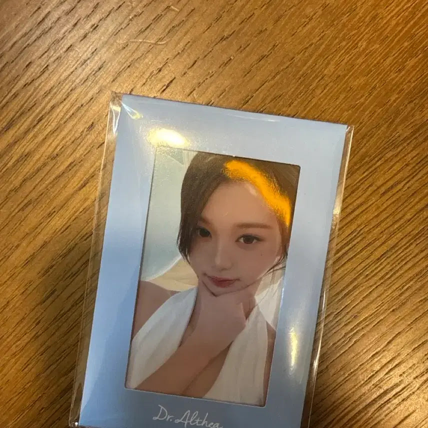 [SOLD OUT] 닥터엘시아 장원영 포카 (미개봉)