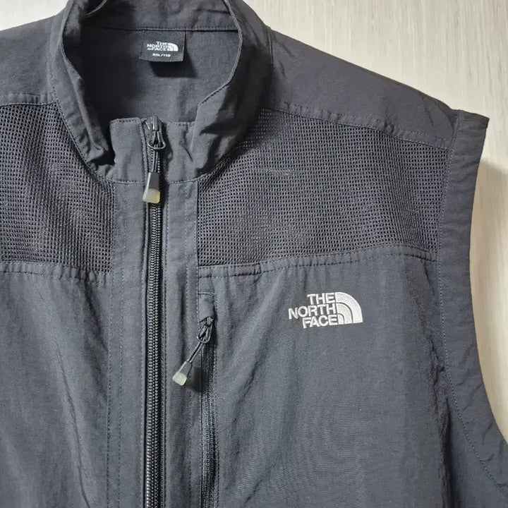 [SOLD OUT] (정품) 노스페이스 윈드 메쉬 베스트 110 (2XL)