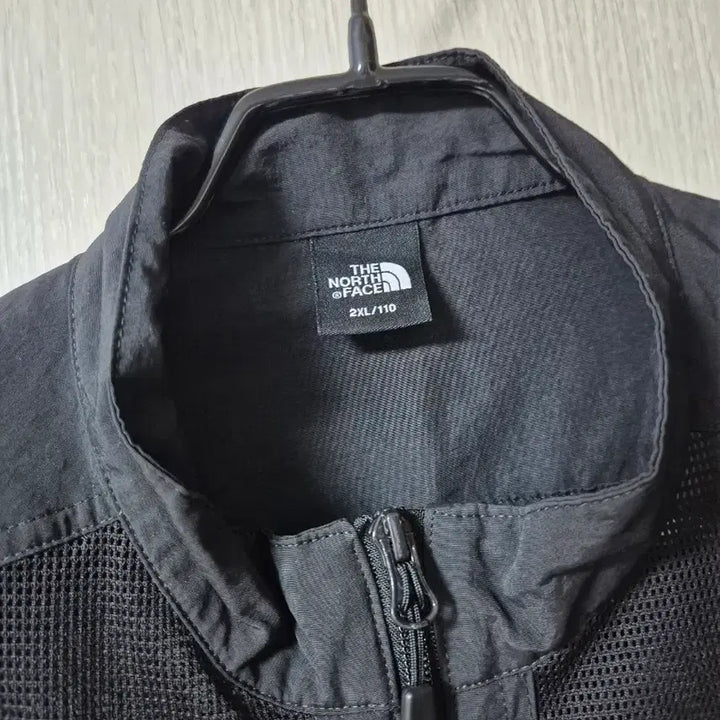 [SOLD OUT] (정품) 노스페이스 윈드 메쉬 베스트 110 (2XL)