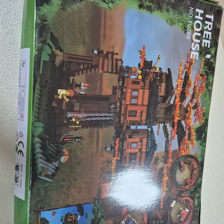 [SOLD OUT] (레고) 아이디어 트리 하우스 21318 중국레고 호환블럭 가을잎포함!