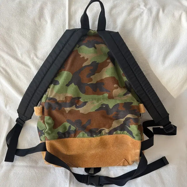 [SOLD OUT] 노스페이스 퍼플라벨 스웨이드 데이팩