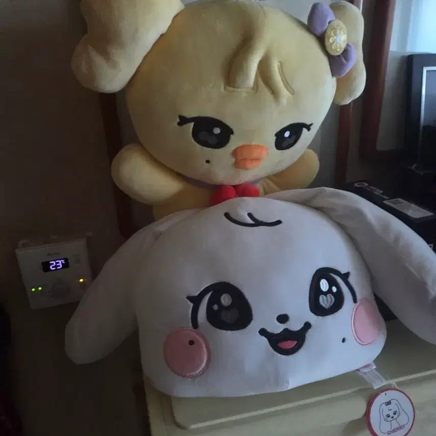 [SOLD OUT] 미니브 나오리 메가인형+체리쿠션 인형