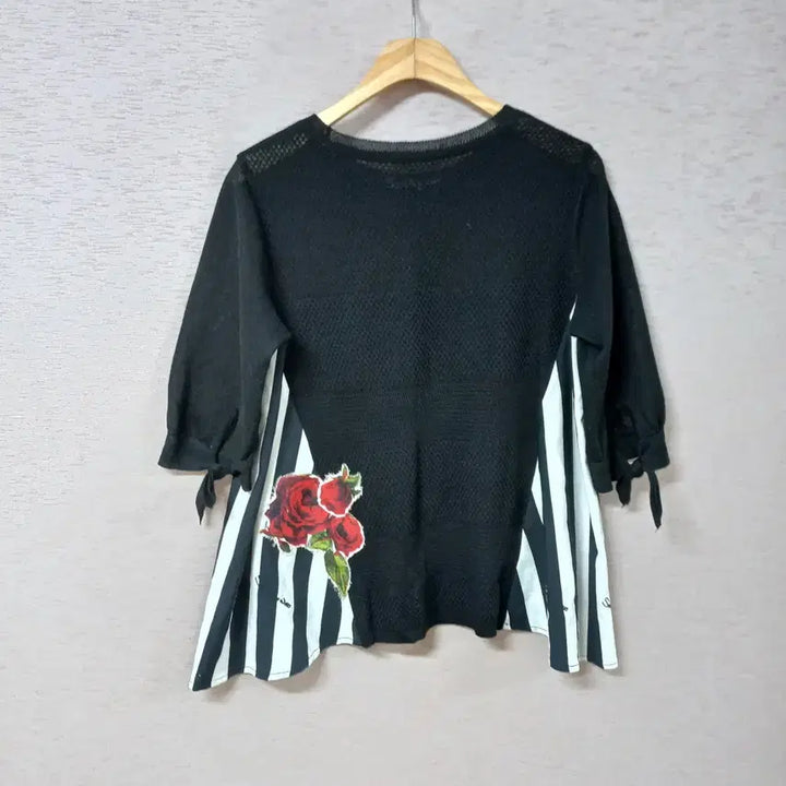 [SOLD OUT] B4-18/손정완 매색 마혼방 스트라이프 니트티 여성