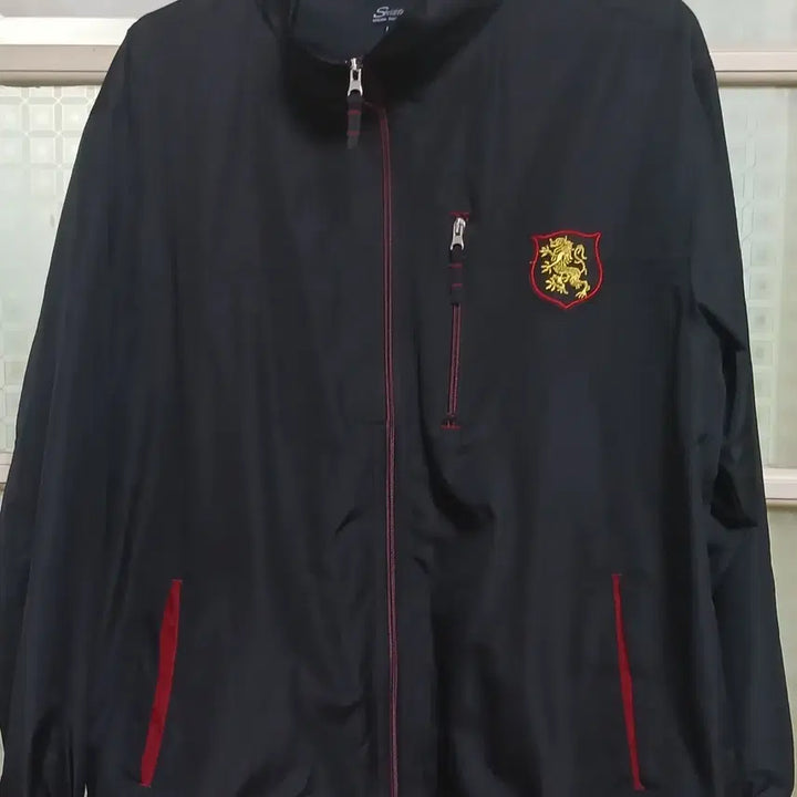 [BUNJANG] JPN Windbreaker Jacket (Black) - Size 105-110 / JPN  바람막이 점퍼 105~110 사이즈