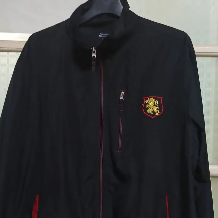 [BUNJANG] JPN Windbreaker Jacket (Black) - Size 105-110 / JPN  바람막이 점퍼 105~110 사이즈