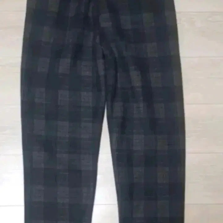 [BUNJANG] Winter Track Pants (L) / [택비포함] 겨울 츄리닝 바지 (L)