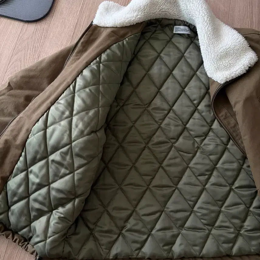[BUNJANG] Partimento Khaki Sherpa Collar Short Field Jacket (M) / 파르티멘토 카키색 뽀글이 카라 숏 야상 점퍼 M 사이즈