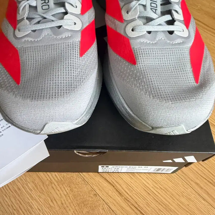 [BUNJANG] Adidas EBO SL Silver Metallic Lucid Red Running Shoes / [285]아디다스 에보sl 실버메탈릭 루시드레드 마일리지7km