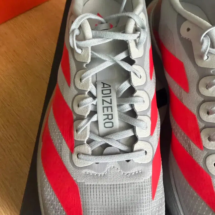[BUNJANG] Adidas EBO SL Silver Metallic Lucid Red Running Shoes / [285]아디다스 에보sl 실버메탈릭 루시드레드 마일리지7km